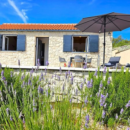 Stone House In Vineyard Villa Račišće Exterior foto